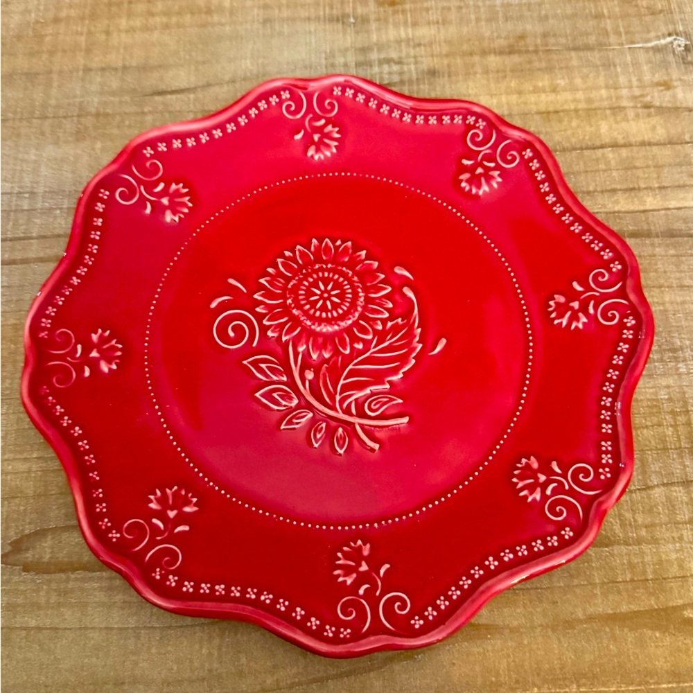 Vera Bradley Red decorative plate